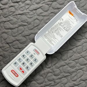 Genie wireless keypad entry system for garage door